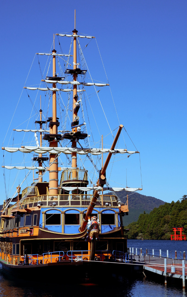 箱根の海賊船の画像